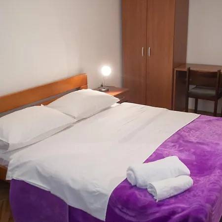 住宿加早餐酒店 Pansion Palma Međugorje